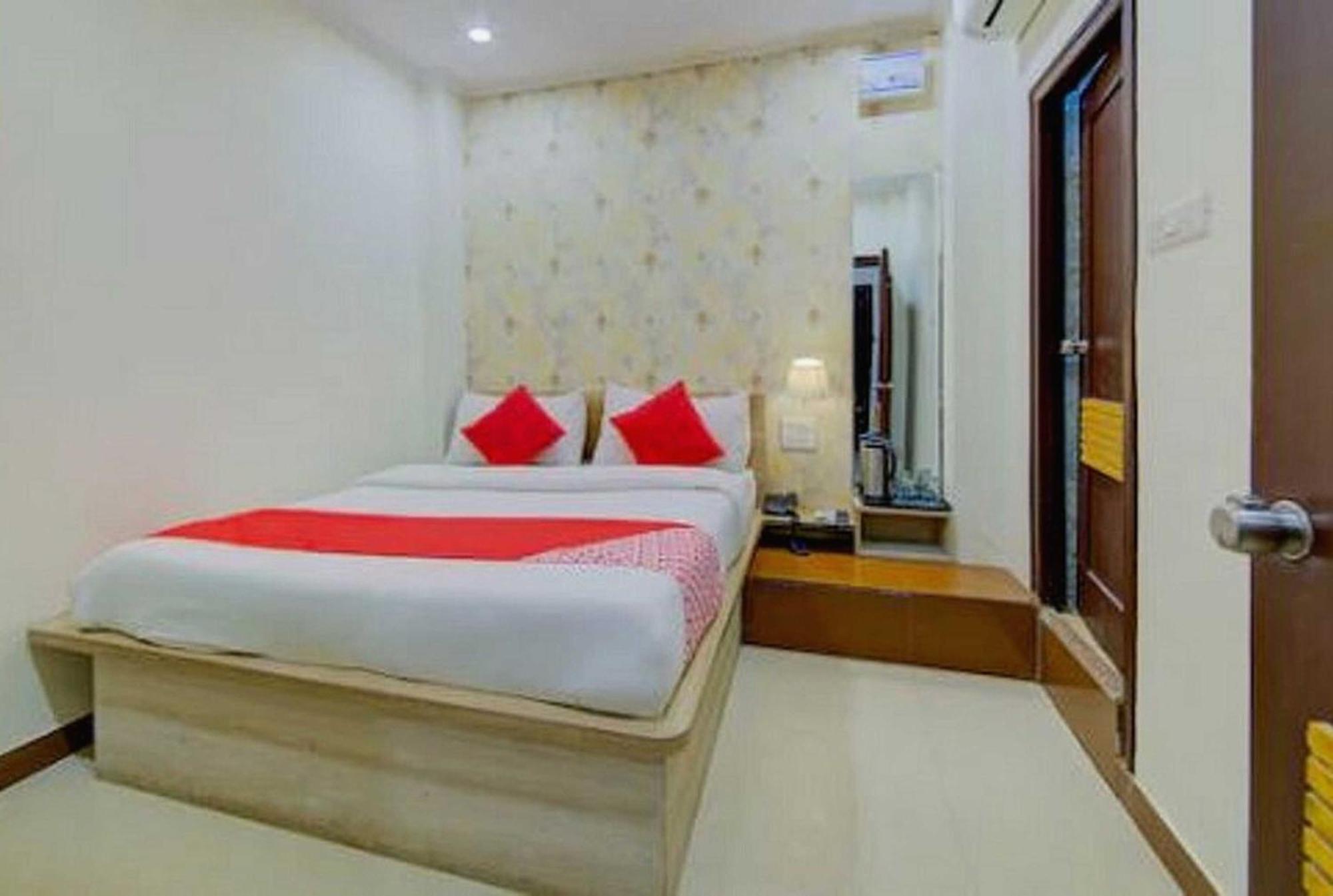 Hotel O Palm Town Jaipur Extérieur photo